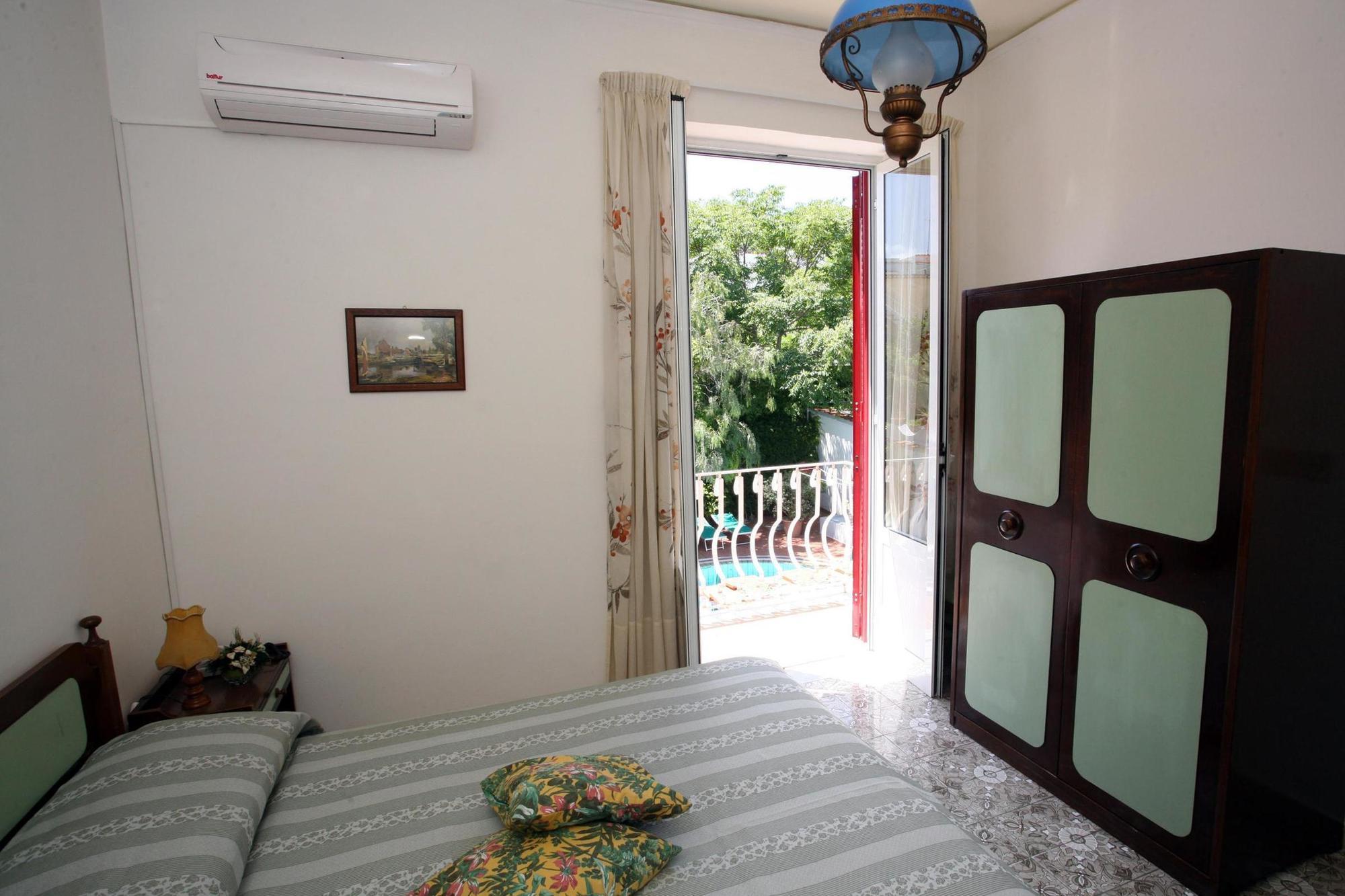 Charme Hotel La Villa Tina Искья Экстерьер фото