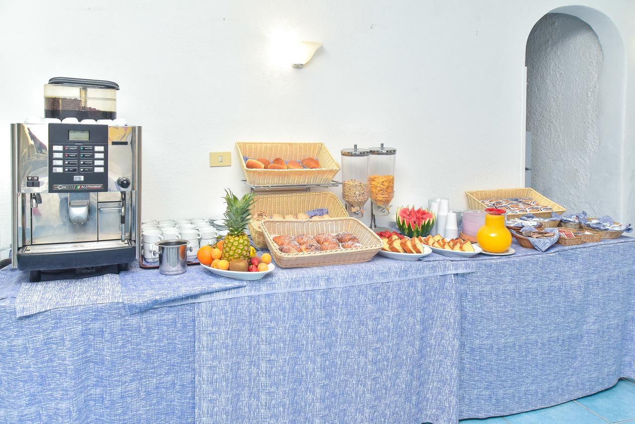 Charme Hotel La Villa Tina Искья Экстерьер фото