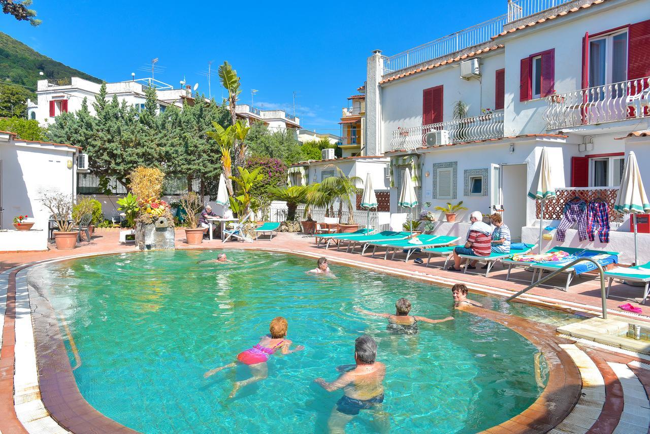 Charme Hotel La Villa Tina Искья Экстерьер фото